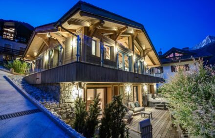 Chalet Peace & Love